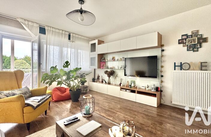 Location Appartement 4 pièces — photo 2
