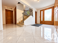 Vente Maison/villa 9 pièces — photo 2