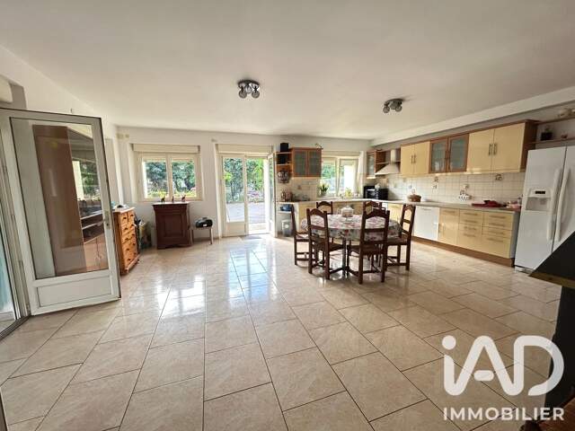 Vente Maison traditionnelle 8 pièces — photo du bien