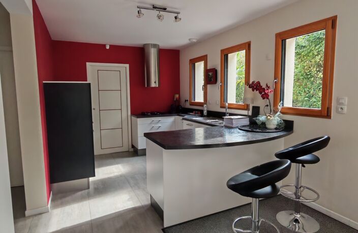 Vente Maison traditionnelle 7 pièces — photo 4