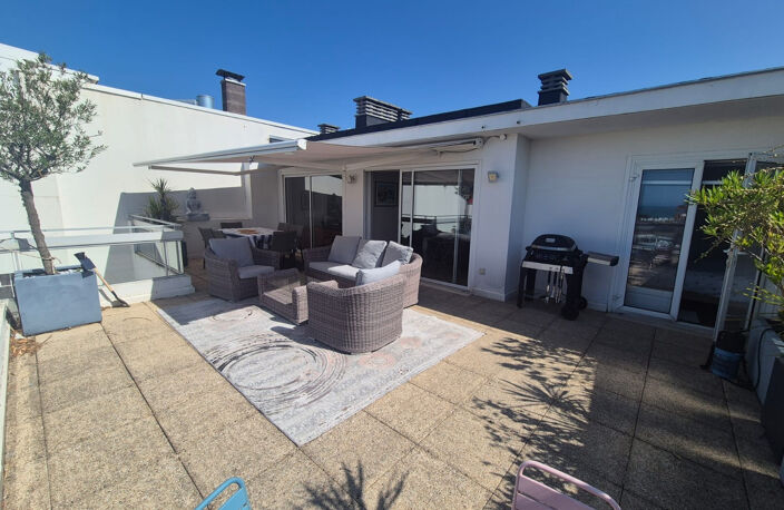 ROYAN — photo 2