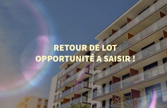 AU PIED DU CENTRE COMMERCIAL VALBON UN 2P AVEC BALCON PRIVATIF !! !!  — photo 4