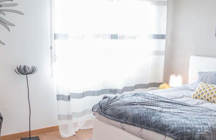 BEL APPARTEMENT DE T3 EN REZ DE JARDIN/ BEAUX VOLUMES/JARDINS DE 150M² — photo 5