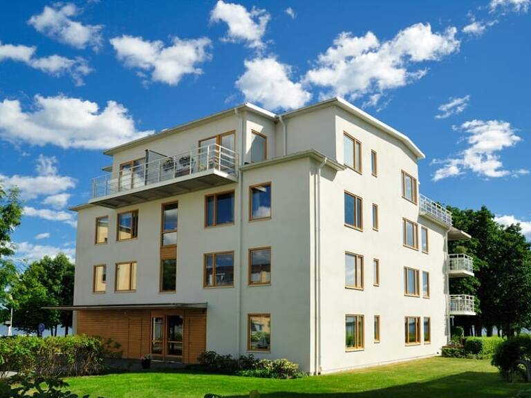 APPARTEMENT T2 BALCON SUD - MINI COPROPRIETE DE 9 LOTS - PROCHE COMMERCES — photo 1