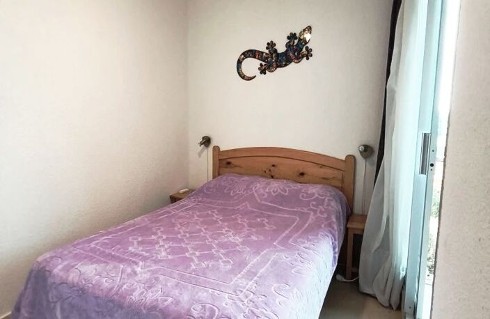 P2 cabine au 3ème et dernier étage de 30 m² + loggia, en bon é — photo 2