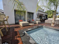 LE BEAUSSET   VILLA CONTEMPORAINE AVEC PISCINE, STUDIO INDÉPENDANT ET TERRAIN PLAT — photo 2