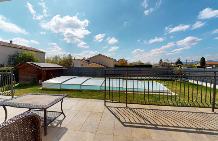 BELLE MAISON FAMILIALE AVEC PISCINE PLEIN SUD - POSSIBILITE — photo 3