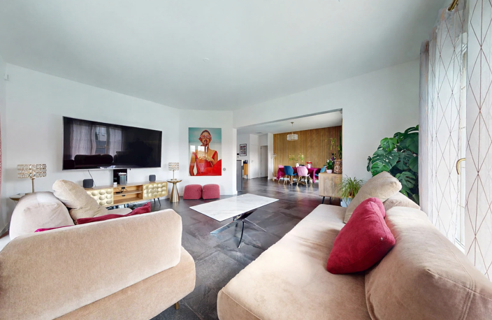 BELLE MAISON FAMILIALE AVEC PISCINE PLEIN SUD - POSSIBILITE — photo 4