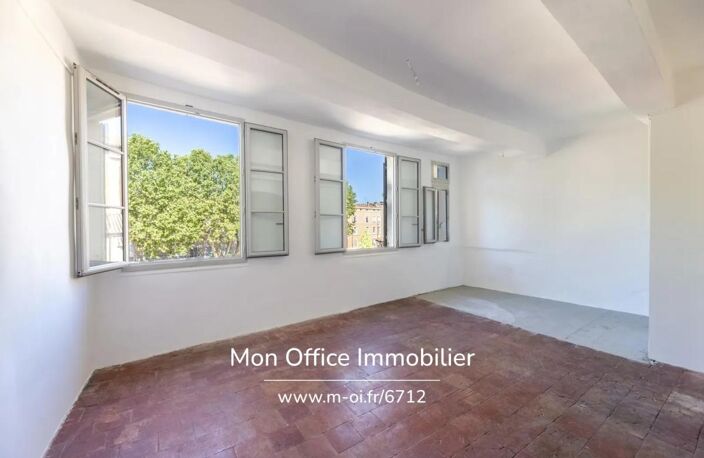 Référence : 6712-NFI - Appartement T2 + balcon - Centre-ville historique Aix-en-Provence - à rénover — photo 5