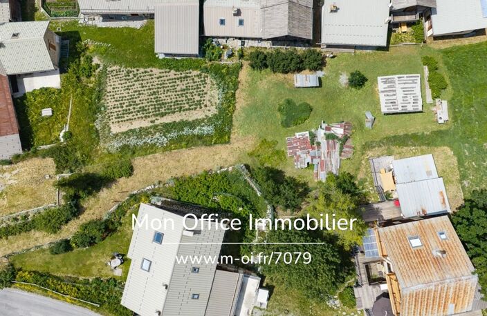 Référence : 7079-SCN - Terrain viabilisé de 700 m2 à Molines en Queyras — photo 2