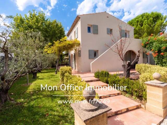 Référence : 7249-NGU. - Maison 8 pièces - 5 chambres - Bureau - Calme - centre-ville à vélo — photo du bien