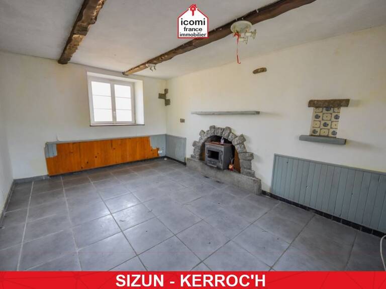 FINISTERE - Sizun (29450) - A VENDRE - MAISON ANCIENNE T3 DE 61M² - 2 CHAMBRES - BEAU POTENTIEL LOCATIF SUR TERRAIN DE 600M² — photo 1