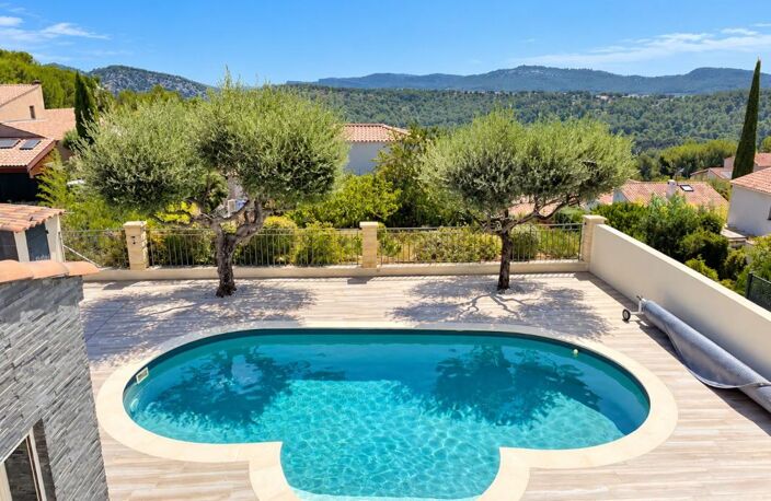 CARNOUX EN PROVENCE : maison 5 pièces (173 m²) à louer — photo 2