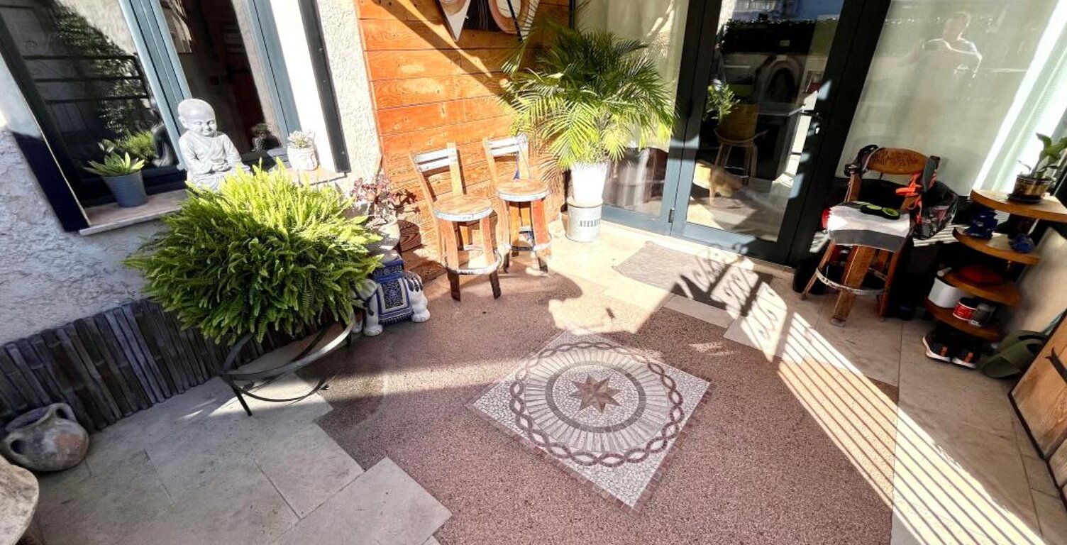 Appartement refait RDC avec terrasse au calme — photo 1