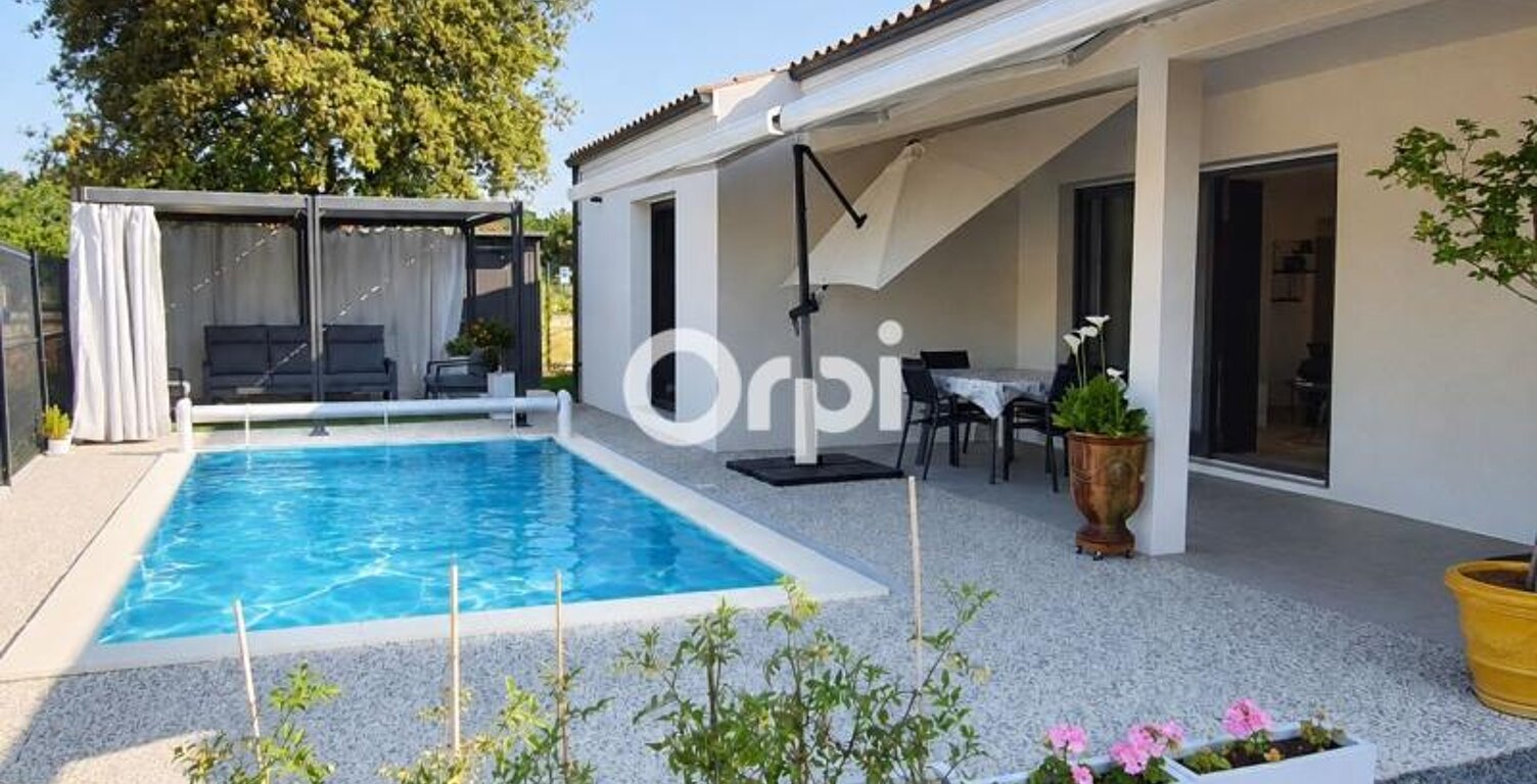 Maison récente - 108m² - 3 chambres - Garage - Carport - Piscine — photo 1