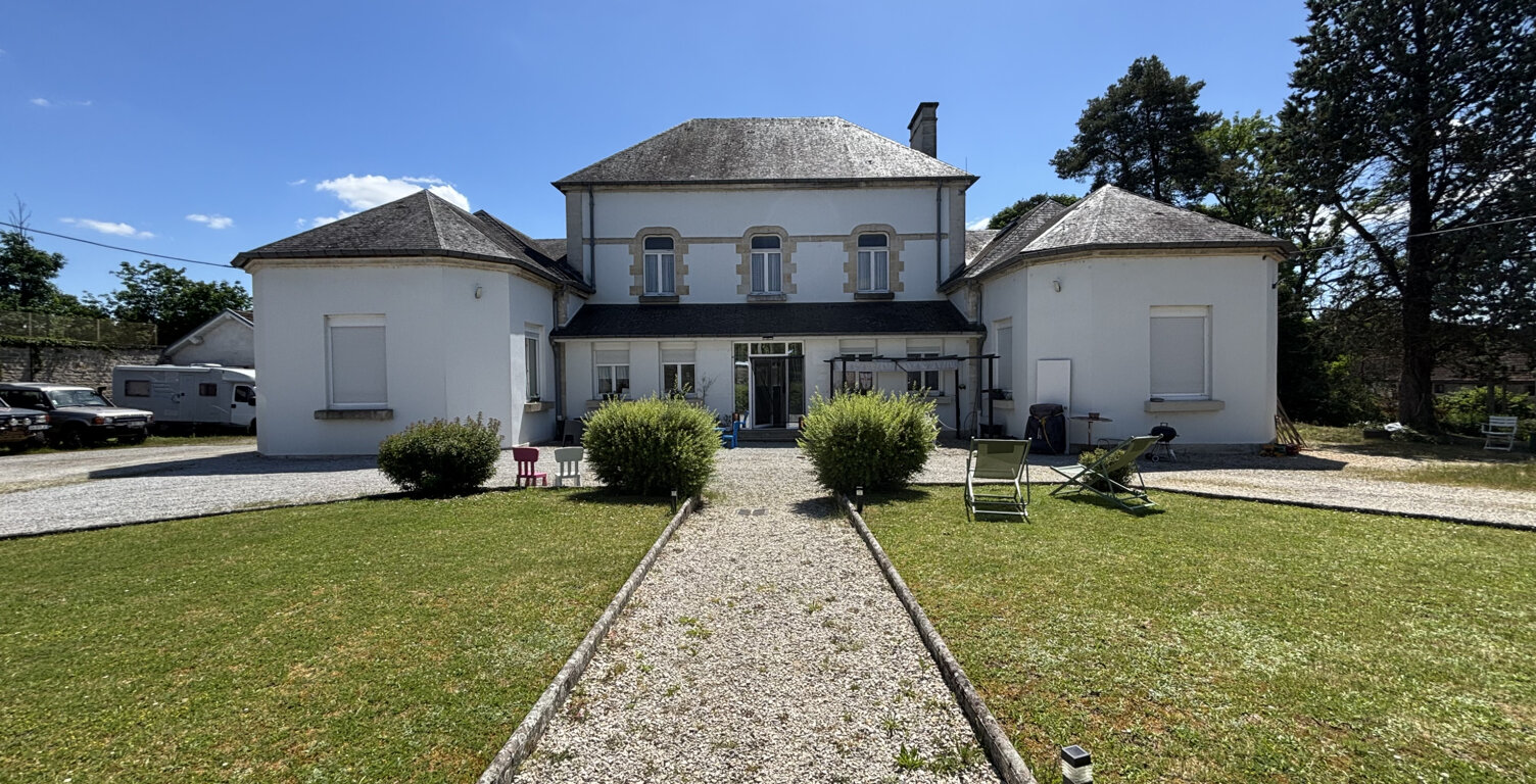 Côte d'Or : Bâtisse bourguignonne de 450m2 dont 260 m2 réno — photo 1