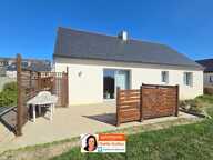 PLOUESCAT : Maison plain pied de 98m² - Plein centre - 2/3 chambres + Garage - Jardin — photo 4