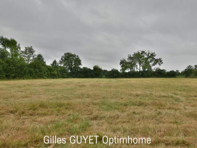 Terrain plat constructible de 5400M² 20MN de BERNAY, 33000€ — photo du bien