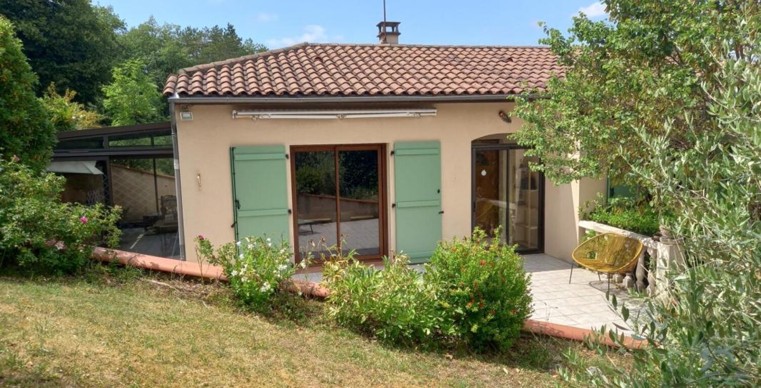 Maison à vendre 6 pièces VILLEFRANCHE DE ROUERGUE (12) — photo 1