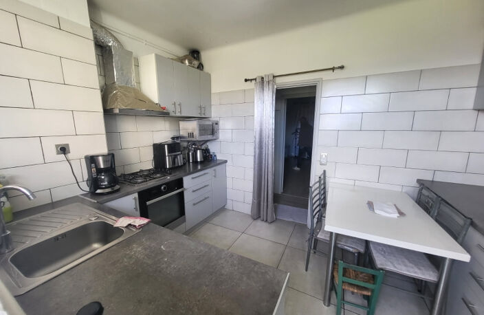 Appartement - 84 m2 - 4 pièces — photo 4