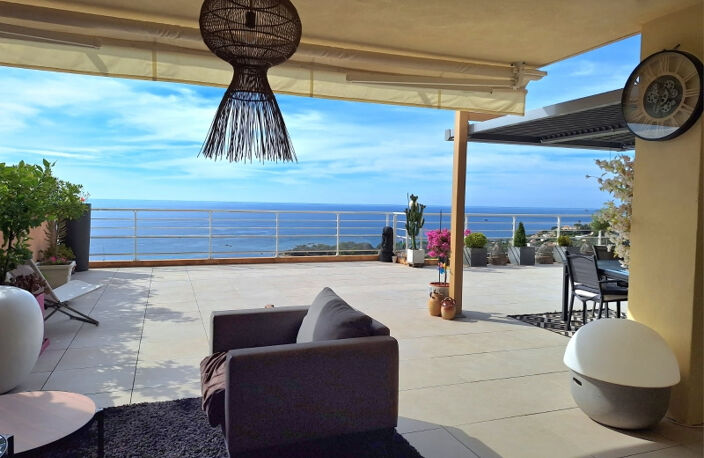 SANGUINAIRES T4 avec 110m2 de terrasse vue mer imprenable — photo 3
