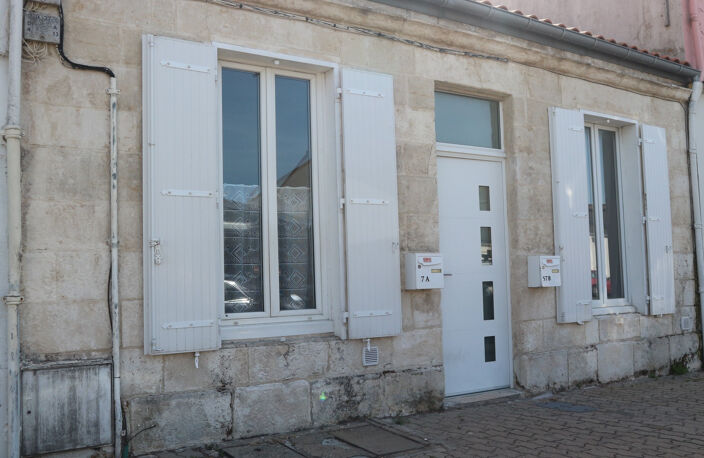 ENSEMBLE IMMOBILIER A RENOVER DE 121 M2 SUR UN TERRAIN CLOS — photo 3