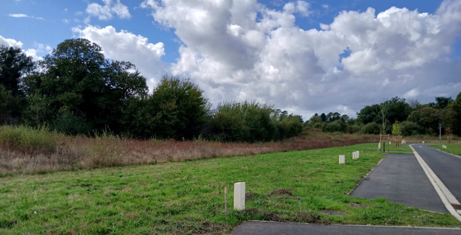 Terrain à bâtir à Marsac-sur-l'Isle (24430) — photo 1