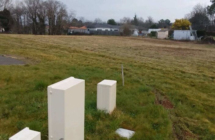 Terrain à bâtir à Marsac-sur-l'Isle (24430) — photo 2