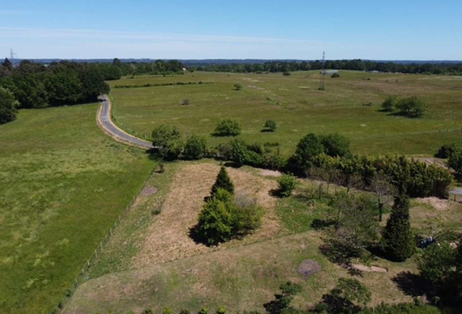Terrain à bâtir à Clérac (17270) — photo 1