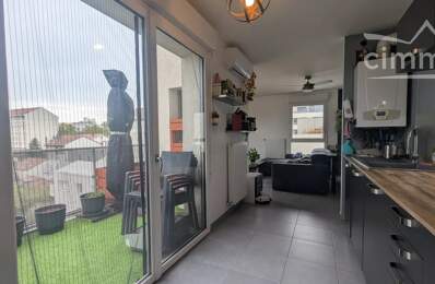 Superbe T3 moderne avec terrasse et garage à Villeurbanne — photo du bien