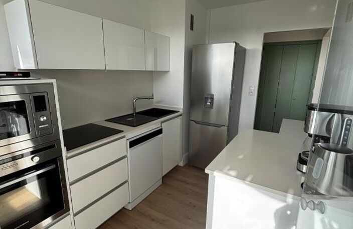 T2 — photo 2