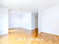 Charmant studio  30 m² avec balcon – Courbevoie (92400) — photo 4