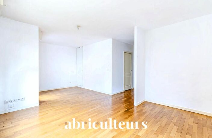 Charmant studio  30 m² avec balcon – Courbevoie (92400) — photo 4