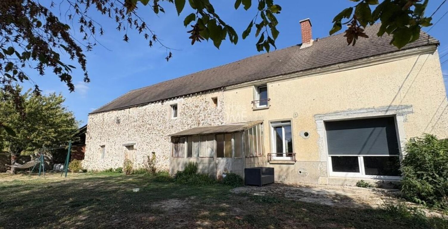 LONGÈRE DE CARACTÈRE – BEAUCOUP DE POTENTIEL – TERRAIN DE 1 209 m² — photo 1