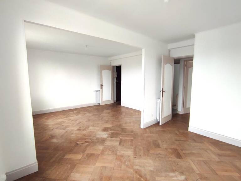 Appartement À Vendre — photo 1