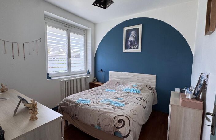 Investissement locatif clé en main à Rostrenen : maison de 70 m² en parfait état, 3 chambres, jardin et garage — photo 4
