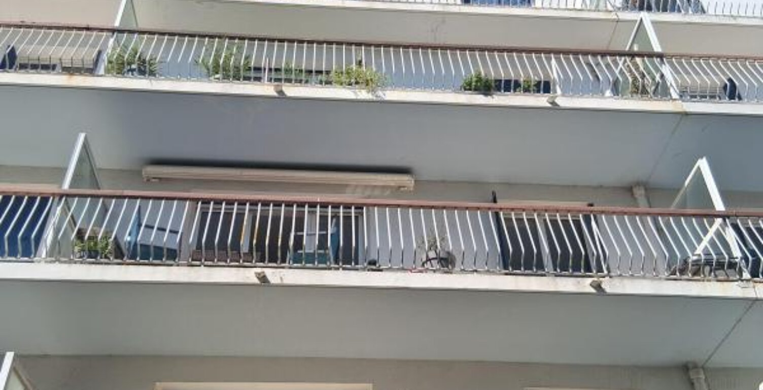 Appartement À Vendre — photo 1