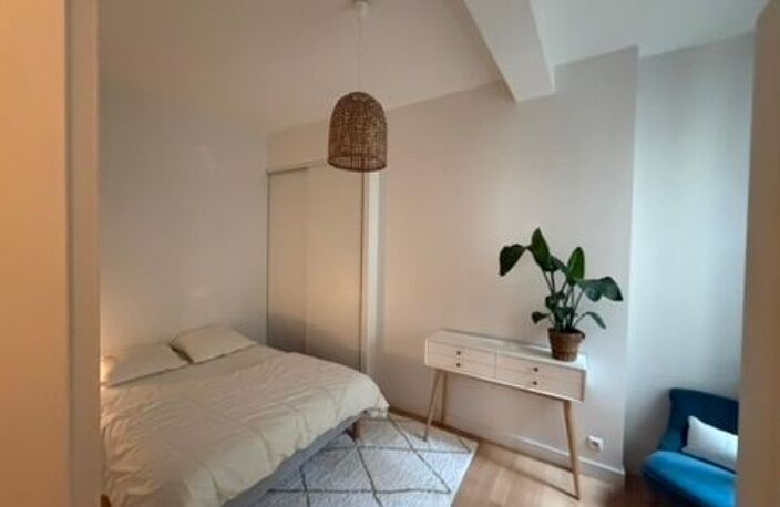 Appartement de 75m2 à louer sur Bordeaux — photo 4