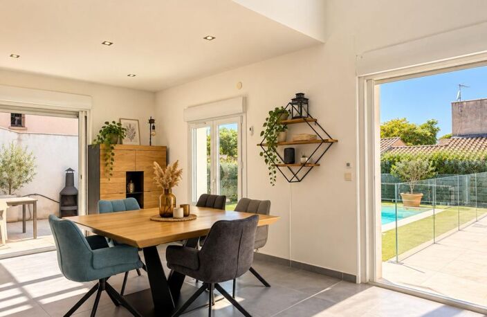 Castries · Maison d'architecte de 203 m² avec piscine — photo 3