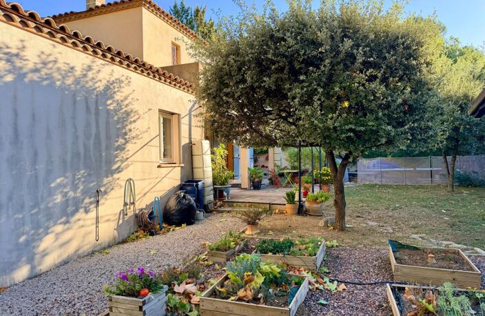 Maison avec local professionnel attenant — photo 3