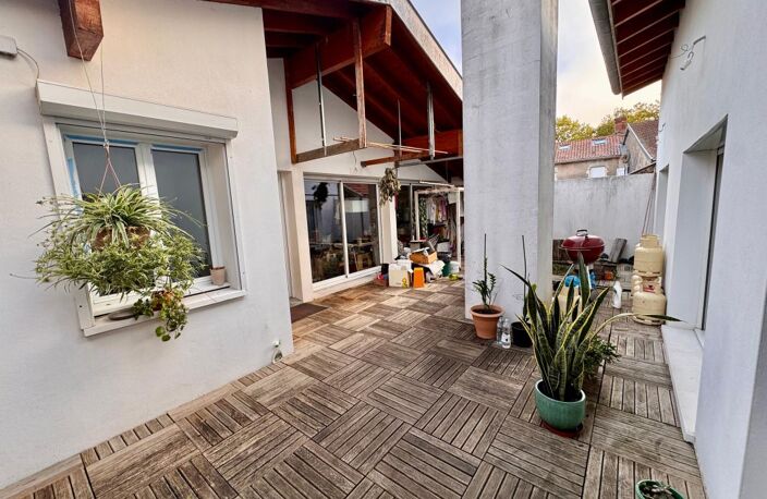✨ RARE À DAX – 140 M² EN PLEIN CENTRE + TERRASSE + 80 M² D’ANNEXE ! ✨ — photo 2