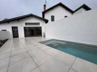CHARME, RÉNOVATION & PISCINE – LE TOUT DE PLAIN-PIED ! — photo 2