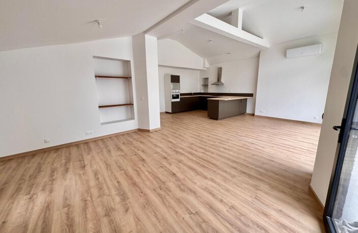 CHARME, RÉNOVATION & PISCINE – LE TOUT DE PLAIN-PIED ! — photo 4