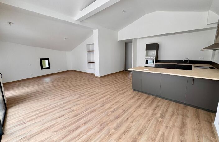 CHARME, RÉNOVATION & PISCINE – LE TOUT DE PLAIN-PIED ! — photo 5
