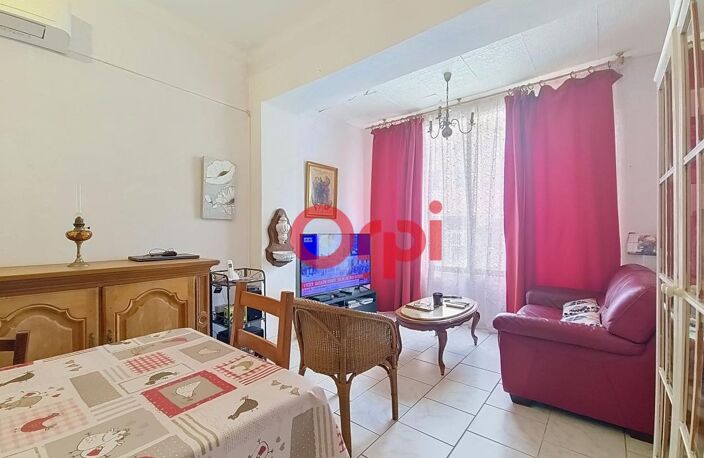 Maison À Vendre de 120m² habitable sur 230M² de terrain à la SEYNE SUR MER — photo 3