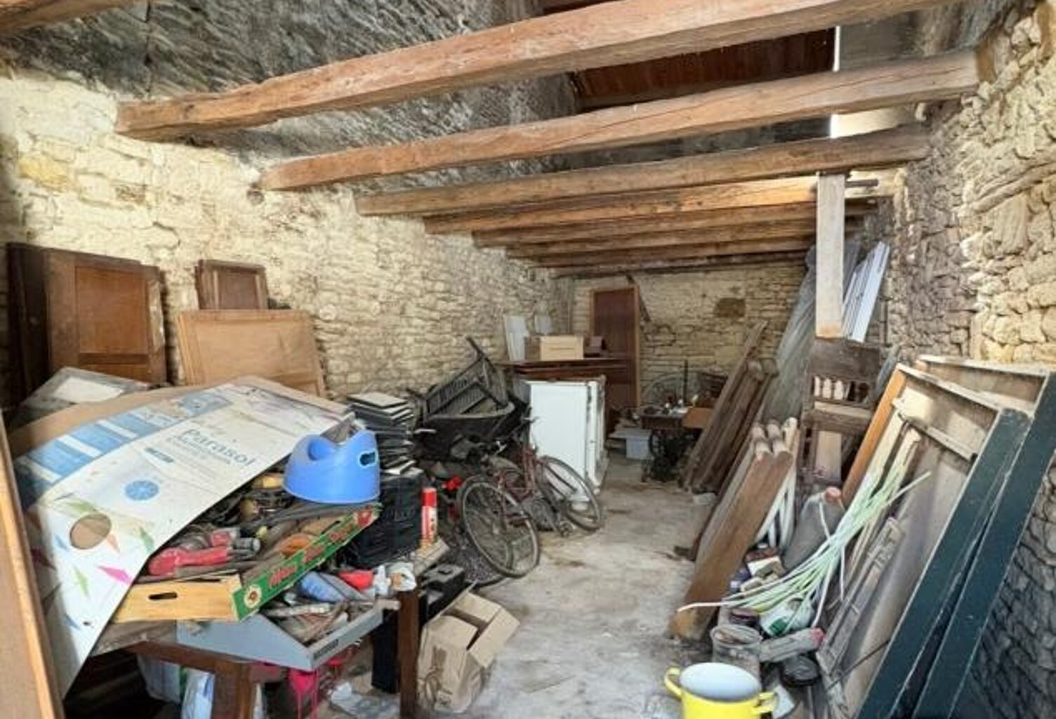 GARAGE A VENDRE - LE CHATEAU D'OLERON — photo 1