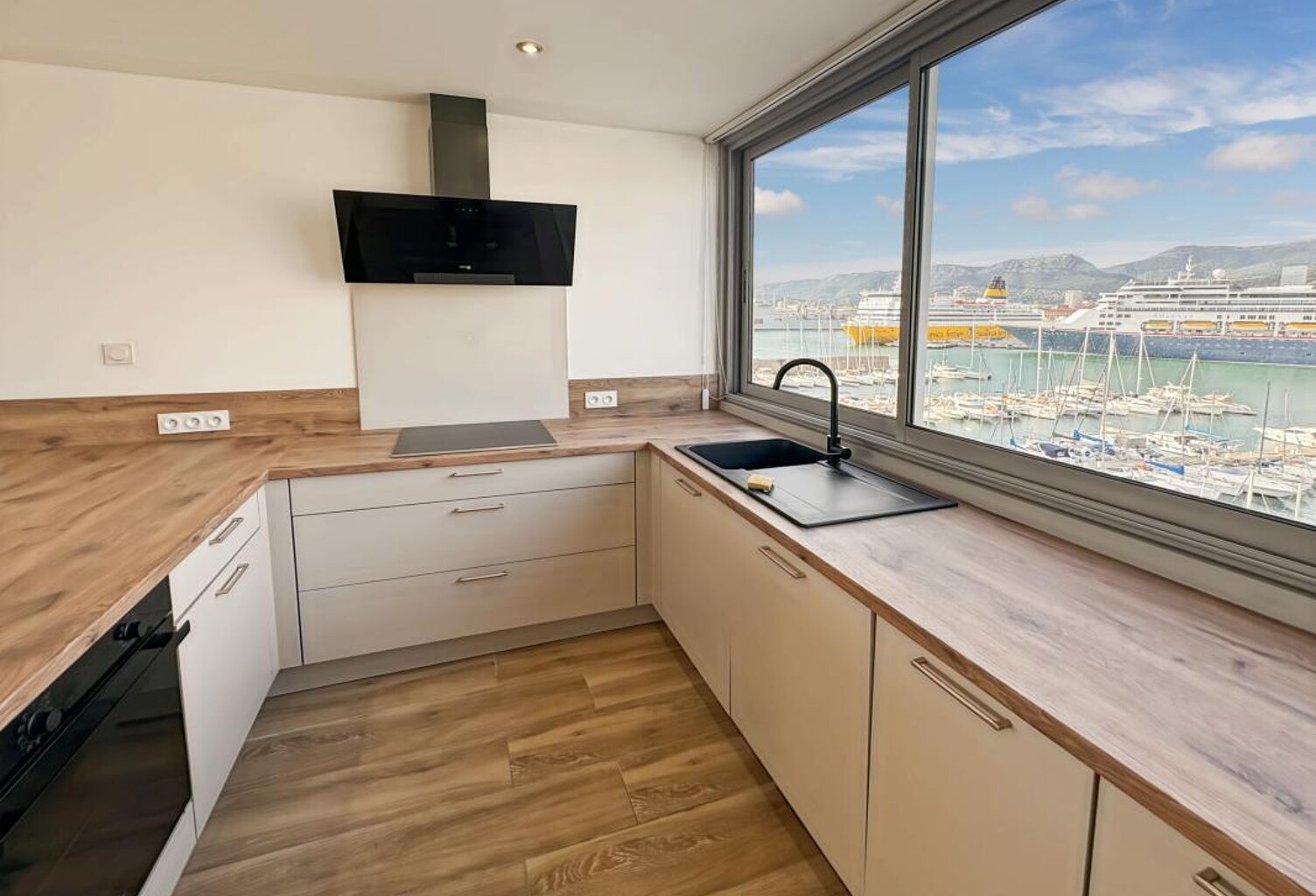 Appartement À Vendre - vue mer d’exception — photo 1