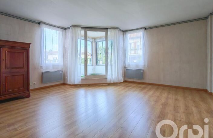 Appartement À Vendre — photo 2