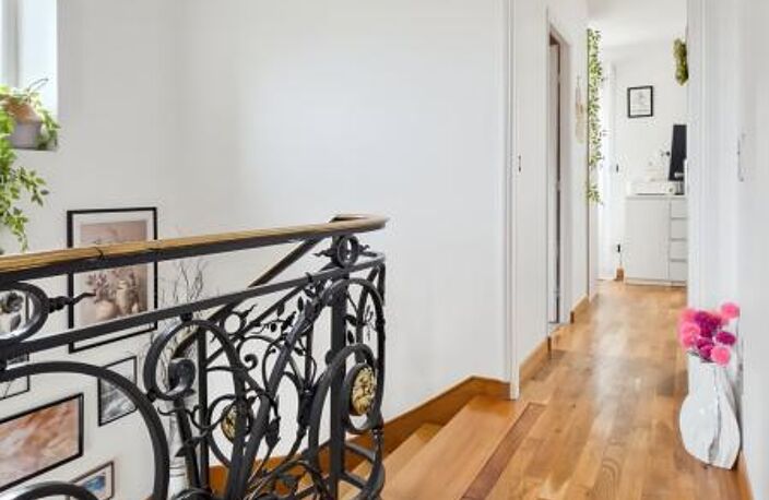 Maison à vendre à St-Prix récente (2017) – 4 chambres – Dépendance — photo 2