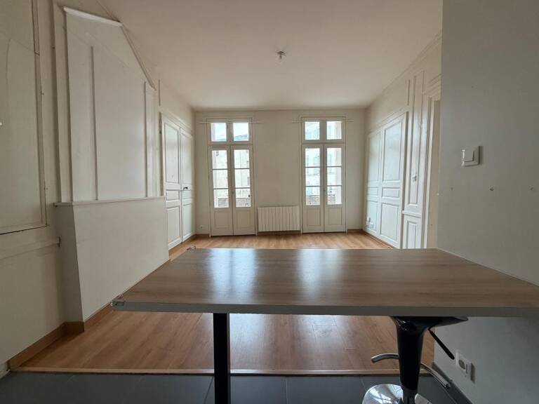   À LOUER – T2 54 m² – HYPERCENTRE DE LIMOGES   — photo 1